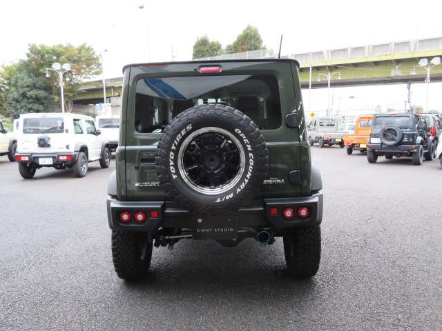 Suzuki Jimny Sierra 6