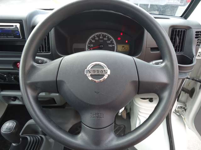 Nissan Clipper Truck 4