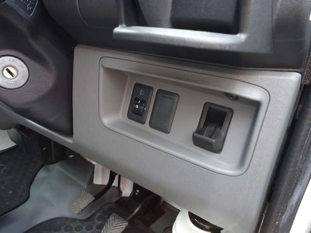 Nissan Clipper Truck 7