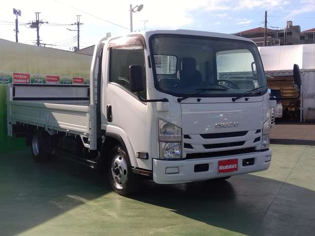 Isuzu Elf 9