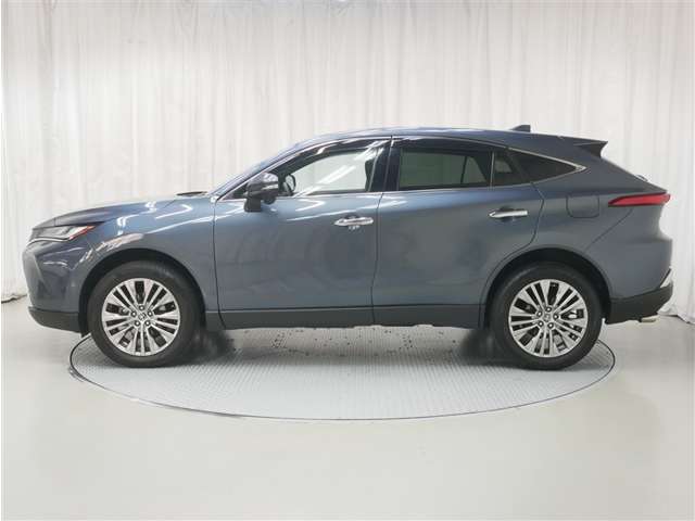Toyota Harrier 2