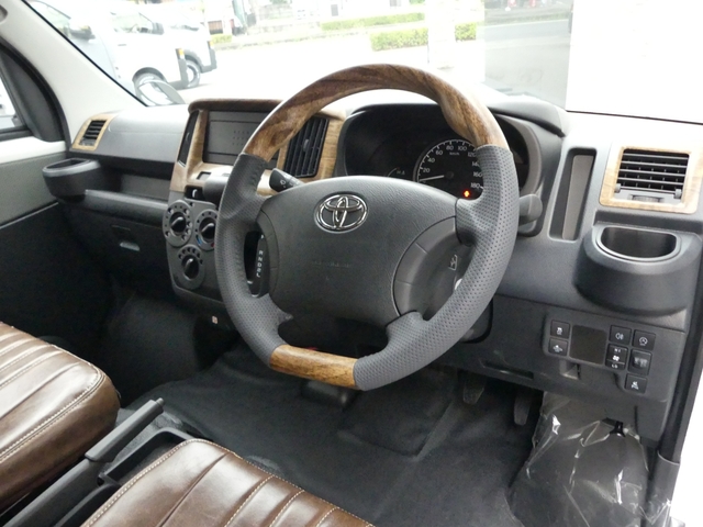 Toyota Town Ace Van 11
