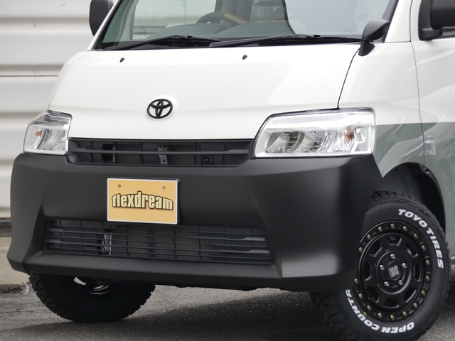 Toyota Town Ace Van 4