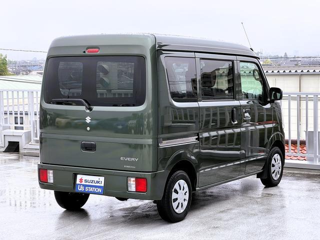 Suzuki Every 8