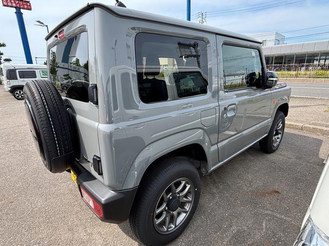 Suzuki Jimny 8