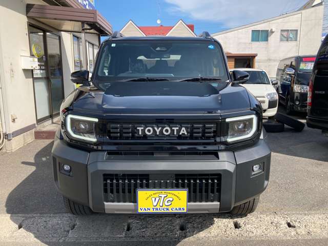 Toyota Land Cruiser FJ 2