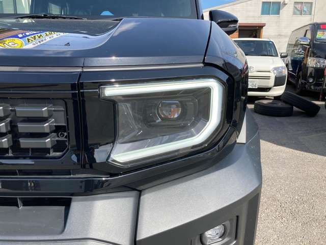 Toyota Land Cruiser FJ 7