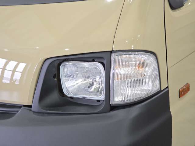 Mazda Bongo Truck 8