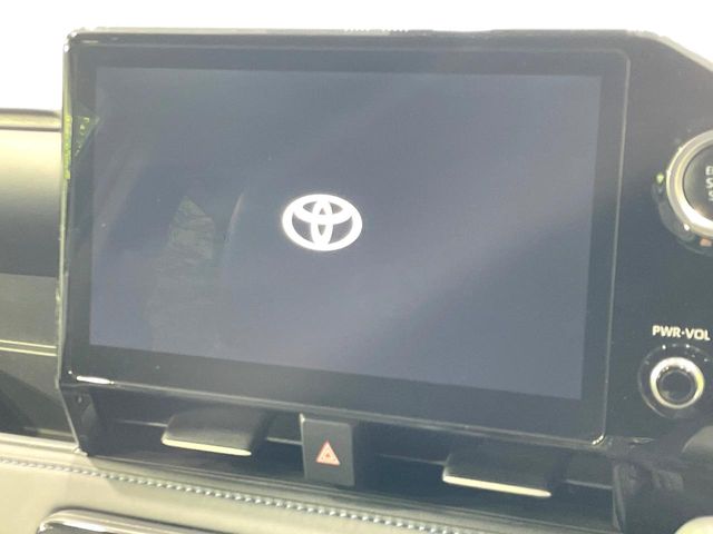 Toyota Voxy 4