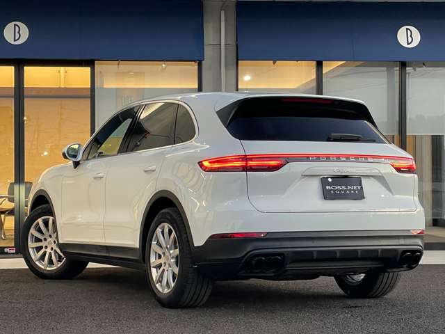Porsche Cayenne 9