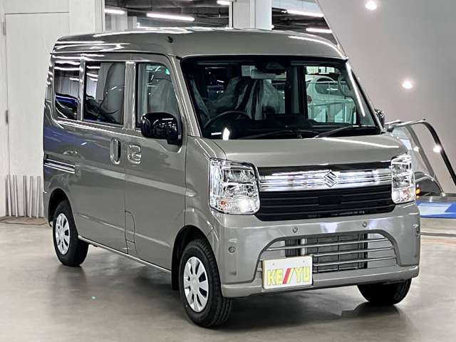 Suzuki Every 8