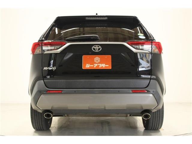 Toyota RAV4 12