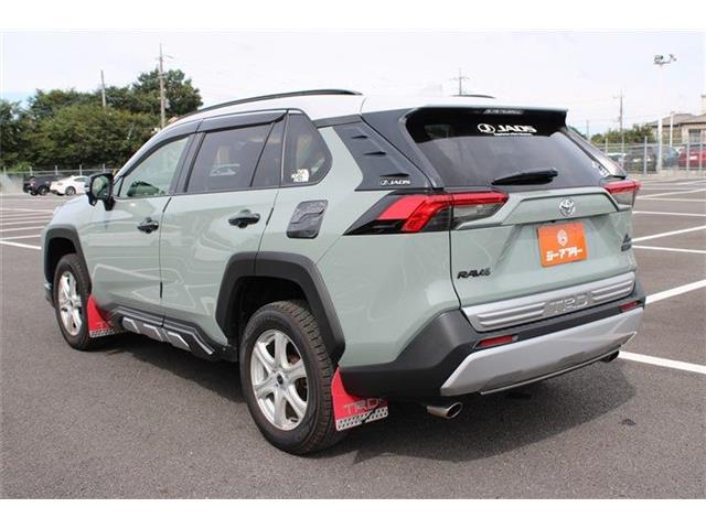 Toyota RAV4 12