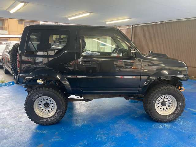 Suzuki Jimny 12