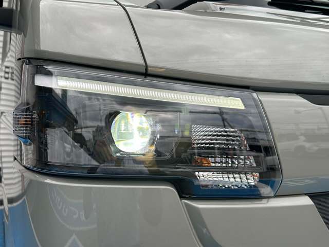 Nissan Clipper Truck 4