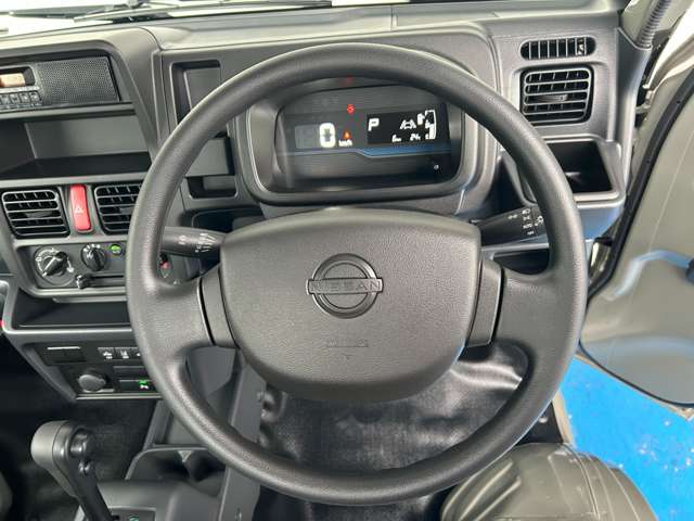 Nissan Clipper Truck 5