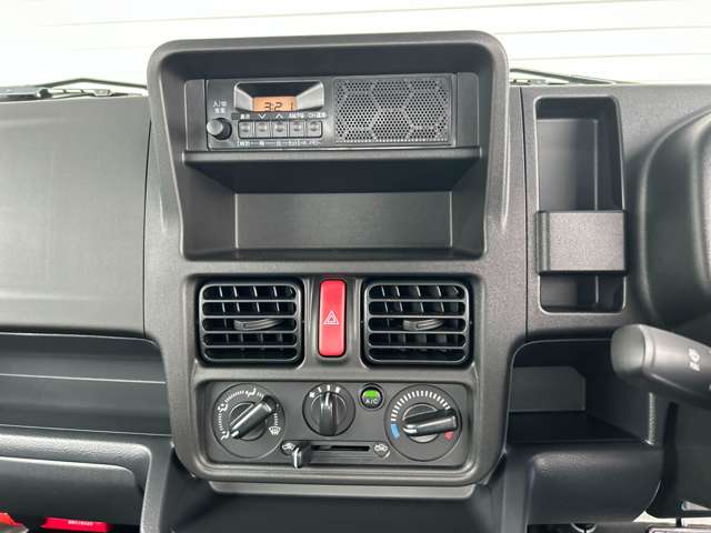 Nissan Clipper Truck 7