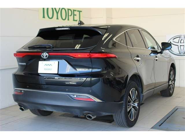 Toyota Harrier 3