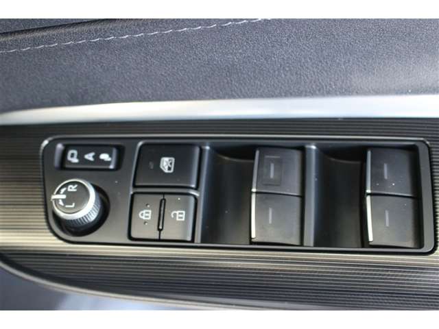Toyota Harrier 6