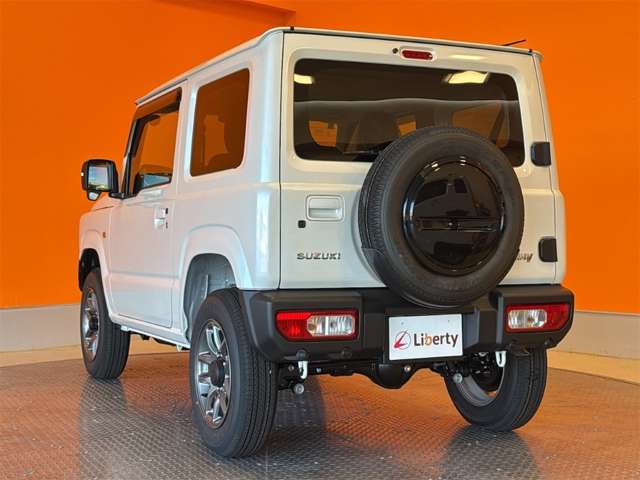 Suzuki Jimny 11