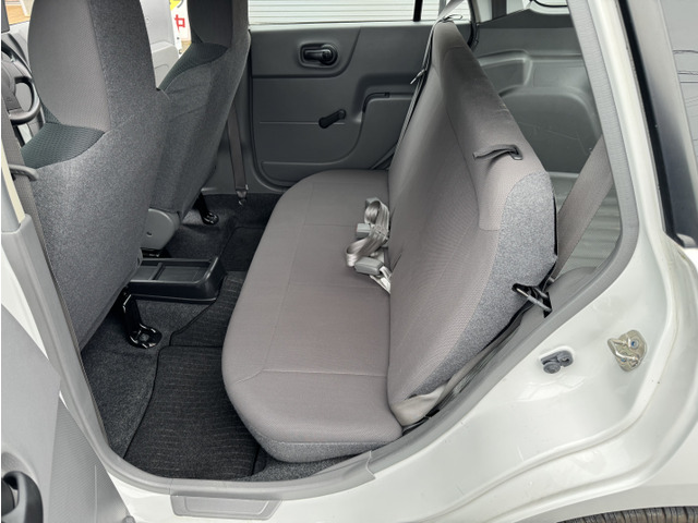 Nissan NV150 AD 11