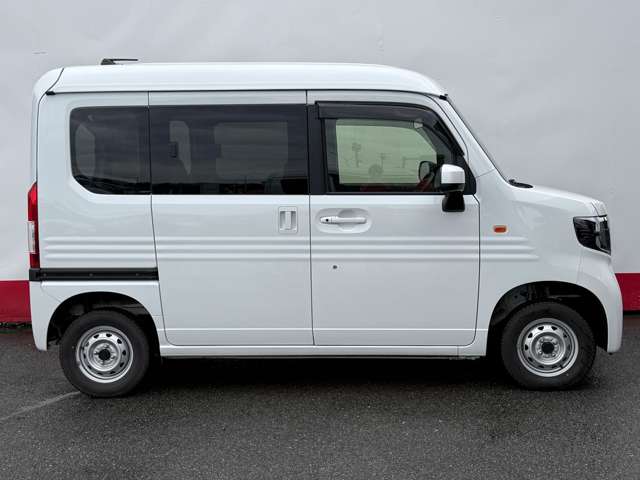 Honda N-VAN 9
