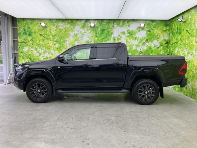 Toyota Hilux 5