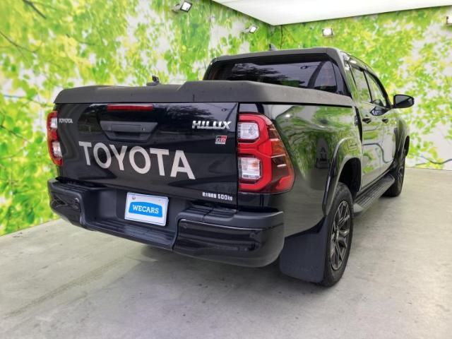 Toyota Hilux 6