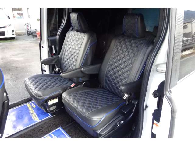 Toyota Esquire 9