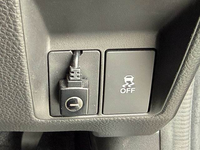 Honda N-VAN 10
