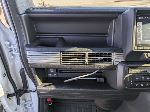 Honda N-VAN 11