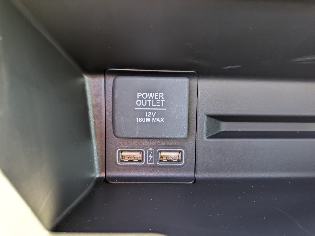 Honda N-VAN 12