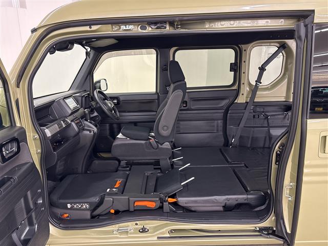 Honda N-VAN 10