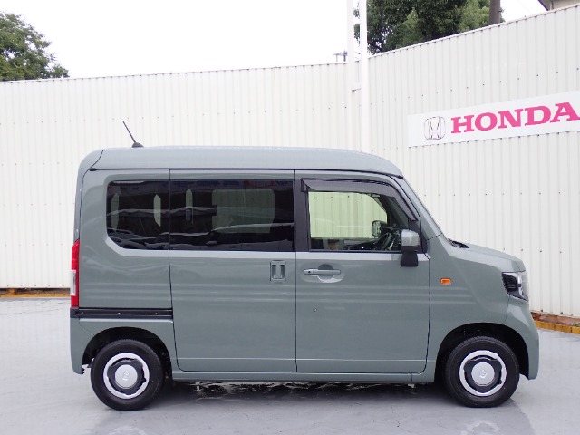 Honda N-VAN 11