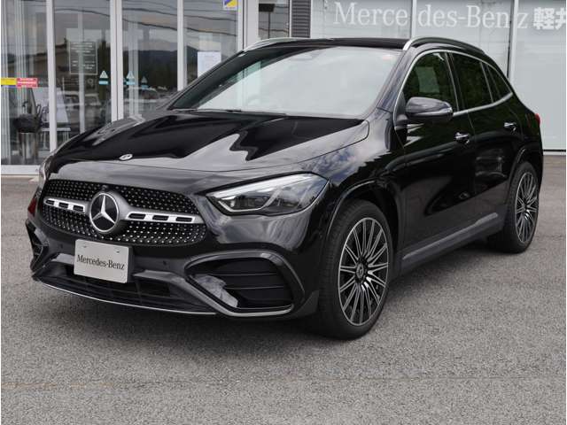 Mercedes-Benz GLA-Class 4