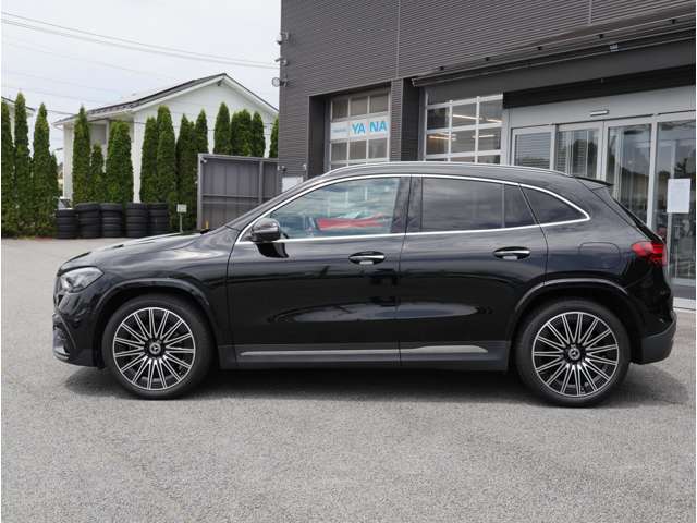 Mercedes-Benz GLA-Class 7