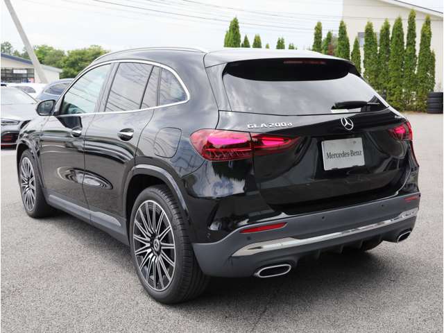 Mercedes-Benz GLA-Class 8