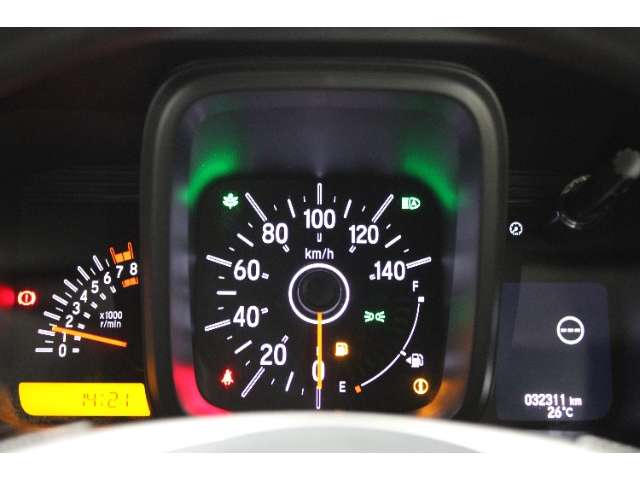 Honda N-VAN 10