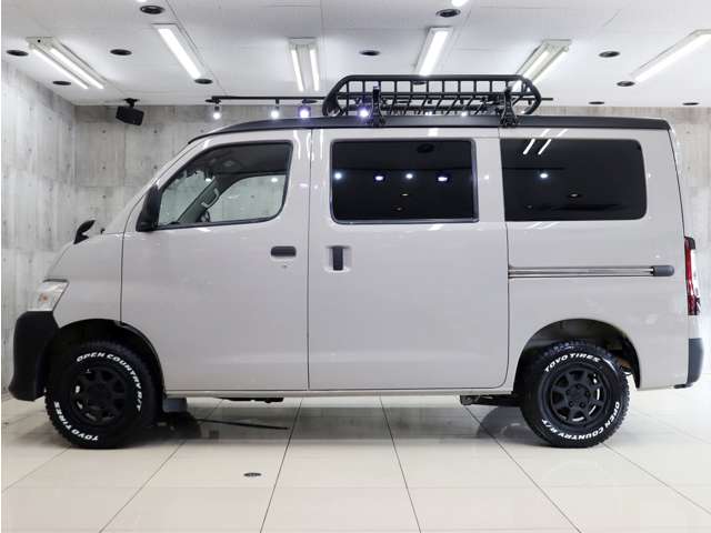 Toyota Town Ace Van 11