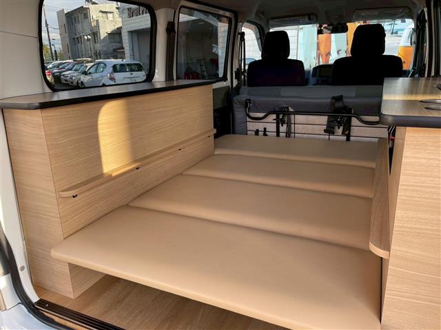 Toyota Town Ace Van 10