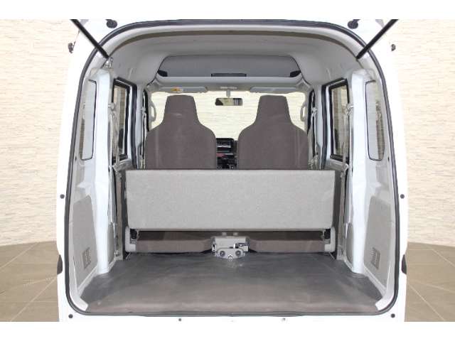 Suzuki Every 12