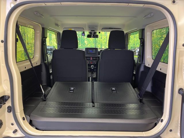 Suzuki Jimny 11