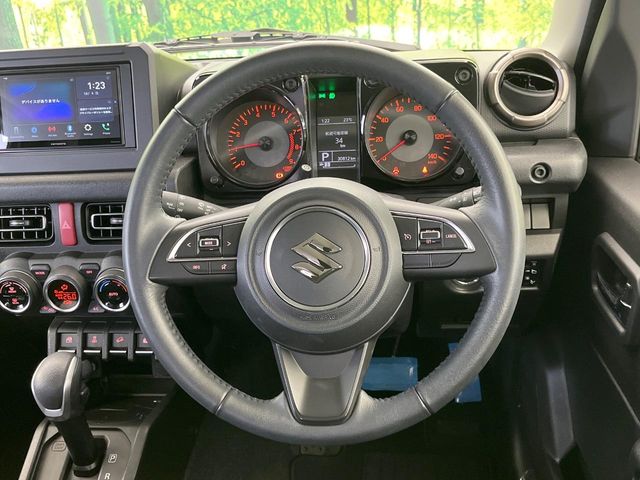 Suzuki Jimny 12