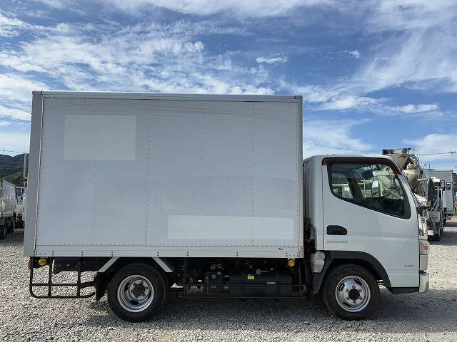 Mitsubishi Fuso Canter 5