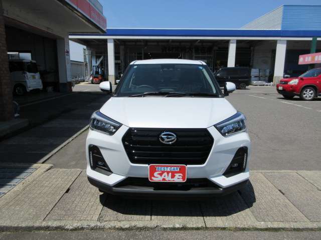 Daihatsu Rocky 3