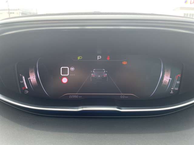 Peugeot 3008 8