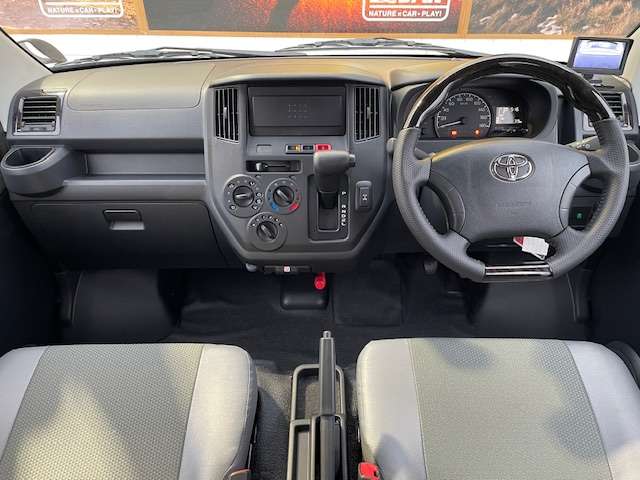 Toyota Town Ace Van 4