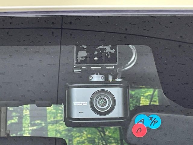 Honda N-VAN 8