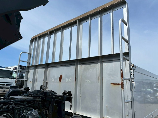 Hino Ranger 12