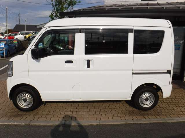 Nissan NV100 Clipper 6